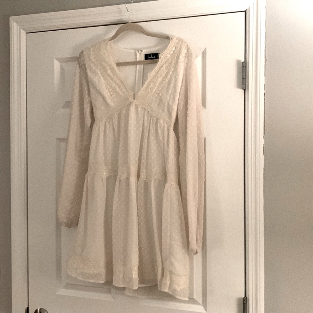 Lulus off-white long sleeve dress